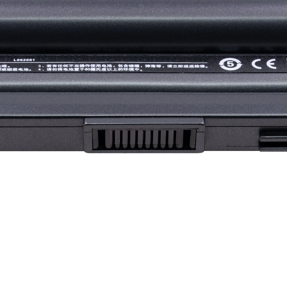 Close-up of compatible laptop battery connector for Asus U50 U80 U81 U89 series